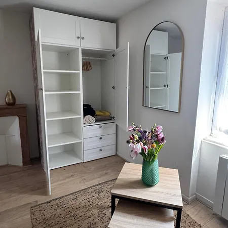 Appartement Cozy Flat In *